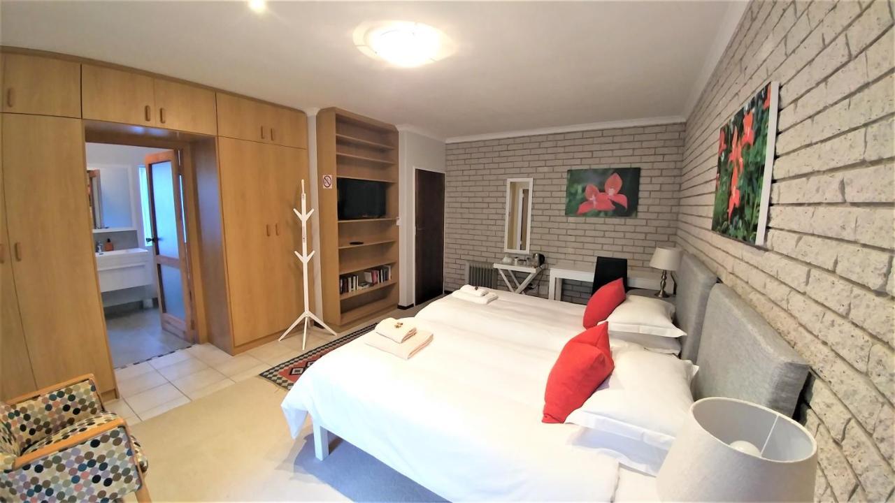 Bed and Breakfast Besigheim Стелленбос Экстерьер фото